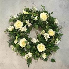 Natural White Wreath