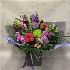 Romantic Hand-tied Bouquet