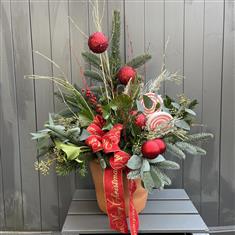 Christmas Door Step Arrangements 